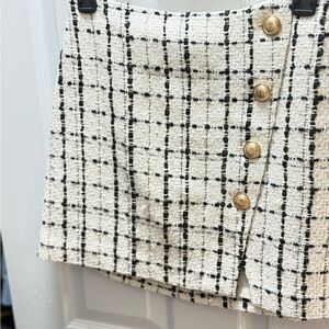 Express Cream & Black Skirt